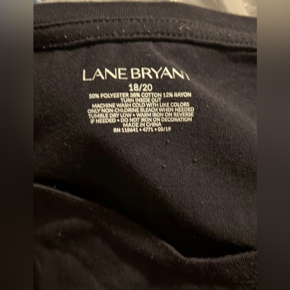 Lane Bryant T-Shirt, size 18/20, POSITIVE VIBES ONLY
Navy with gold writing - Picture 4 of 4